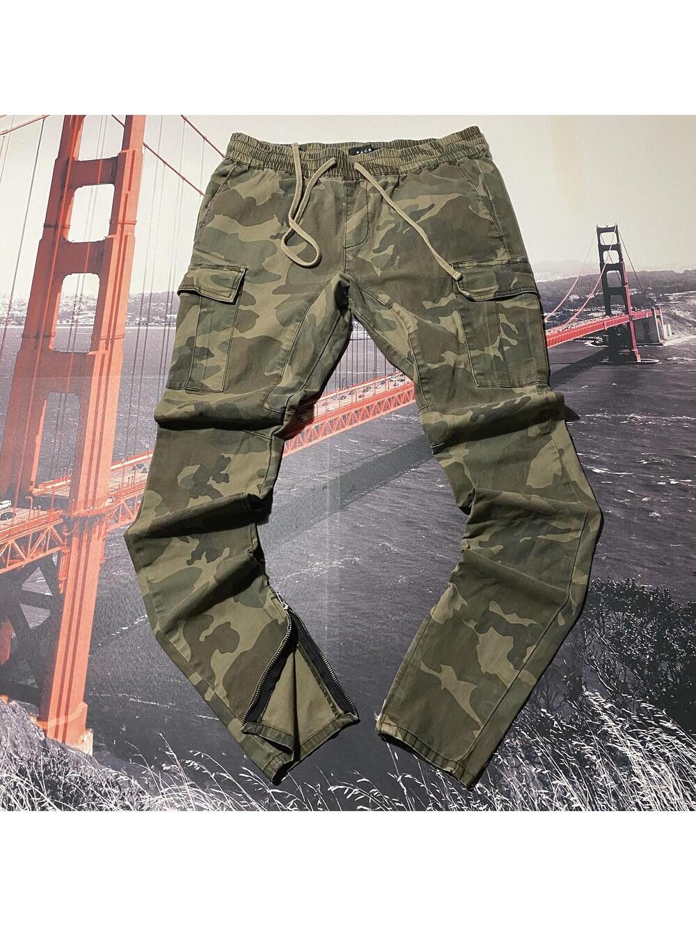 PacSun Camo Cargo Pants Men’s Medium Fits 32x34 Skinny Green Zipper Leg Pockets